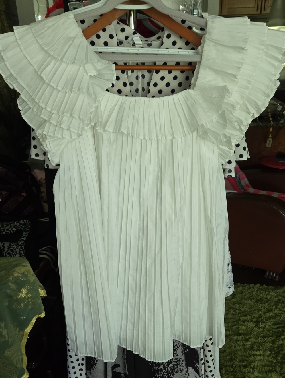 Zara pleated mini with drop shoulder and ruffled sleeves